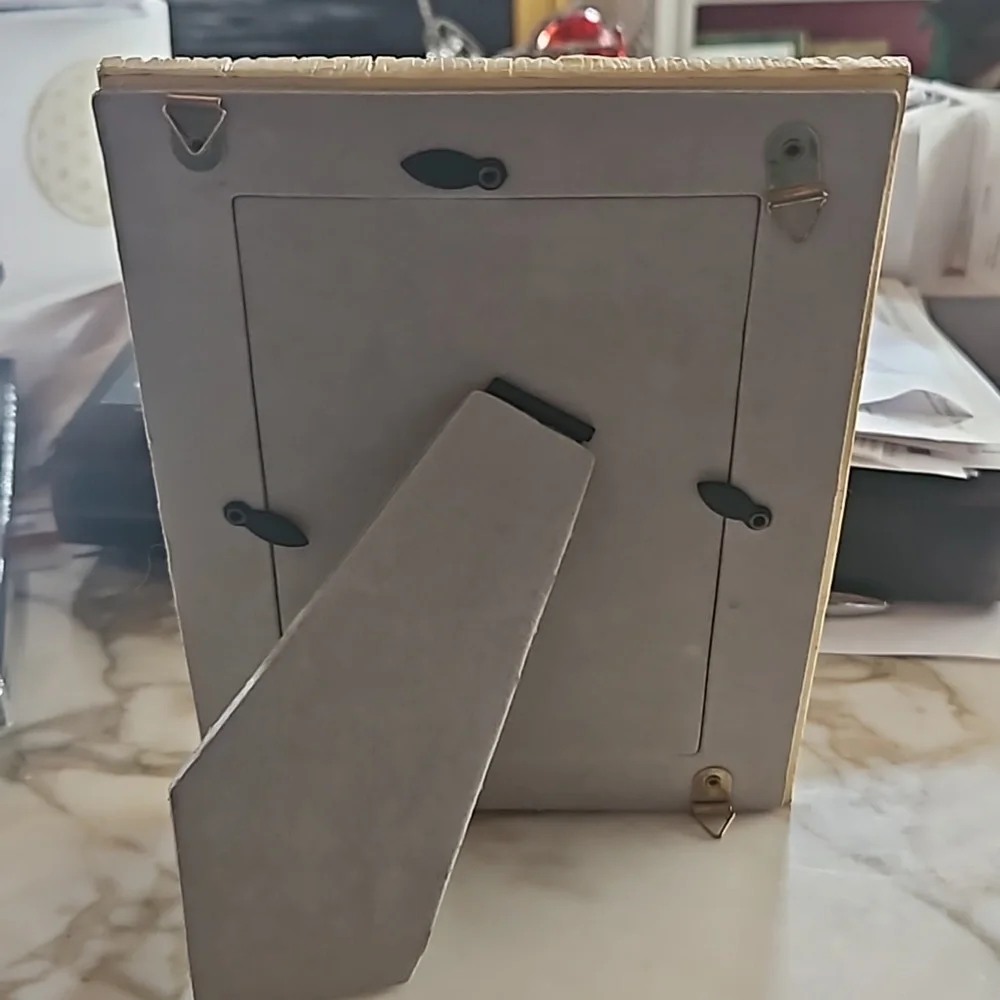 Frame - Picture 3 of 3